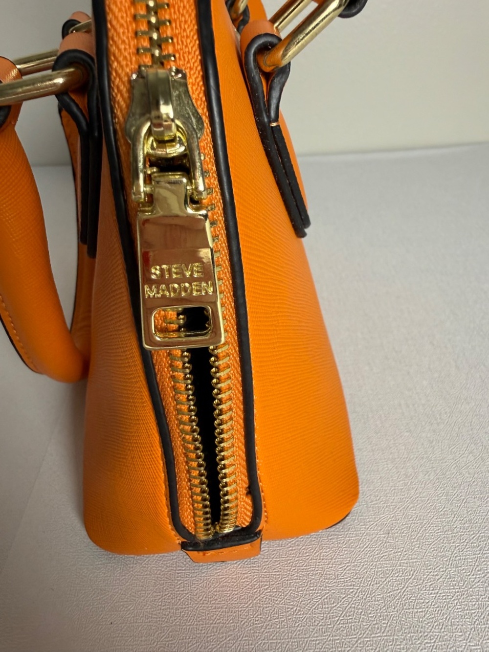 Mini Crossbody Faux Leather Women's Bag - Picture 5 of 10